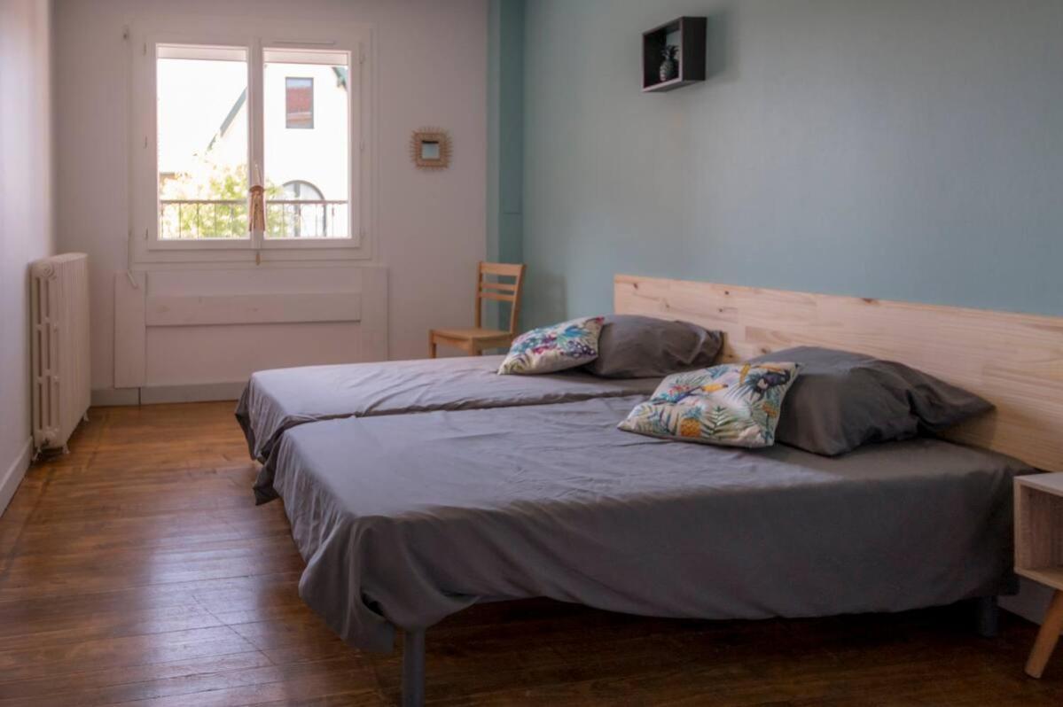 La Cahute, Appartement T2 Avec Jardin Ou Appartement Familial T6 몽토방 외부 사진