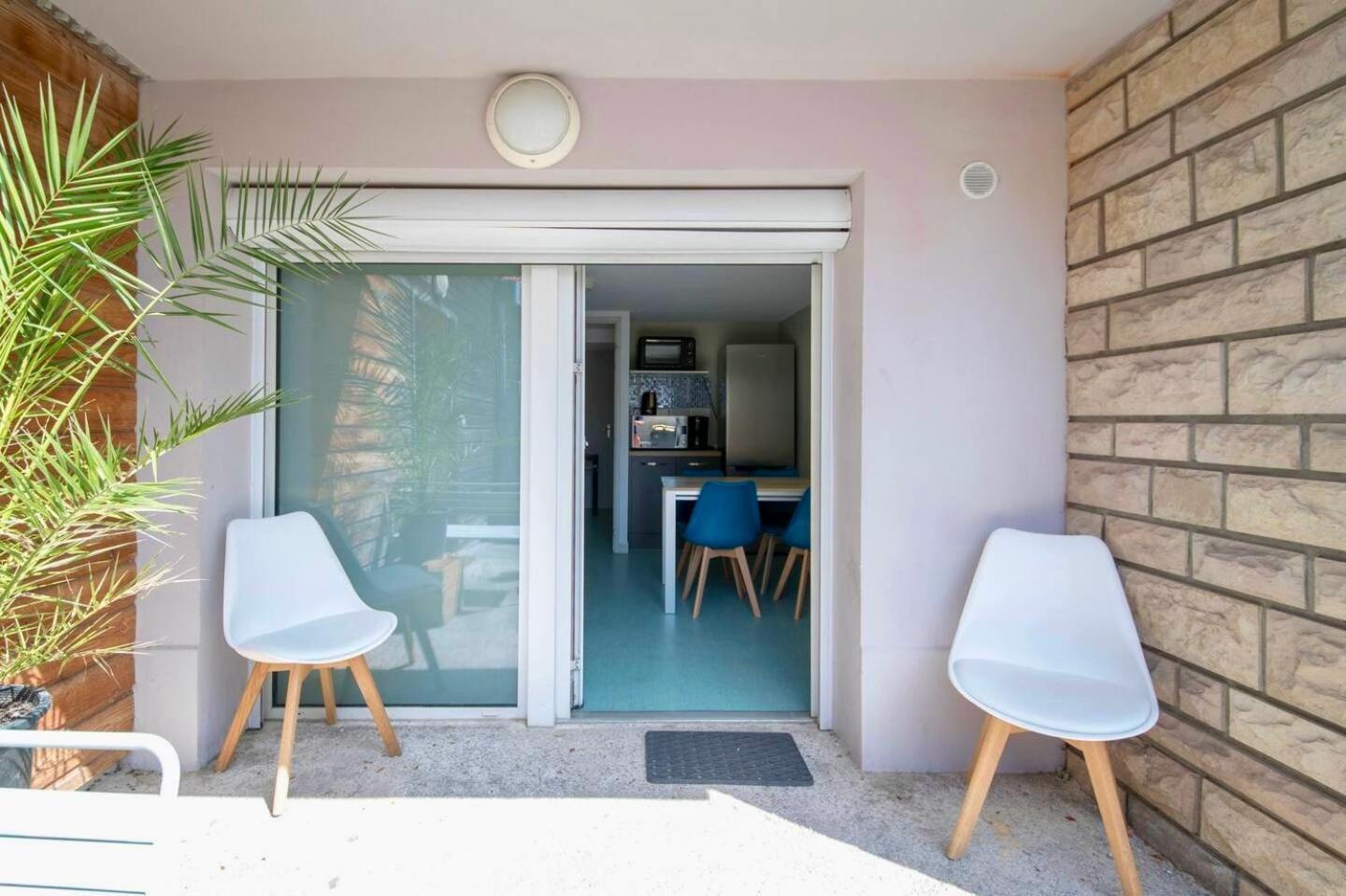 La Cahute, Appartement T2 Avec Jardin Ou Appartement Familial T6 몽토방 외부 사진
